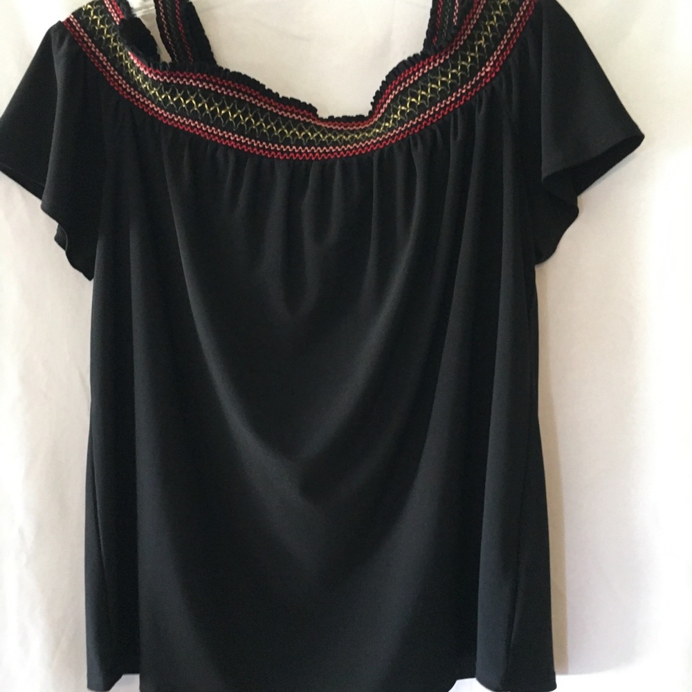 WHITE HOUSE AND BLACK MARKET   SIZE L